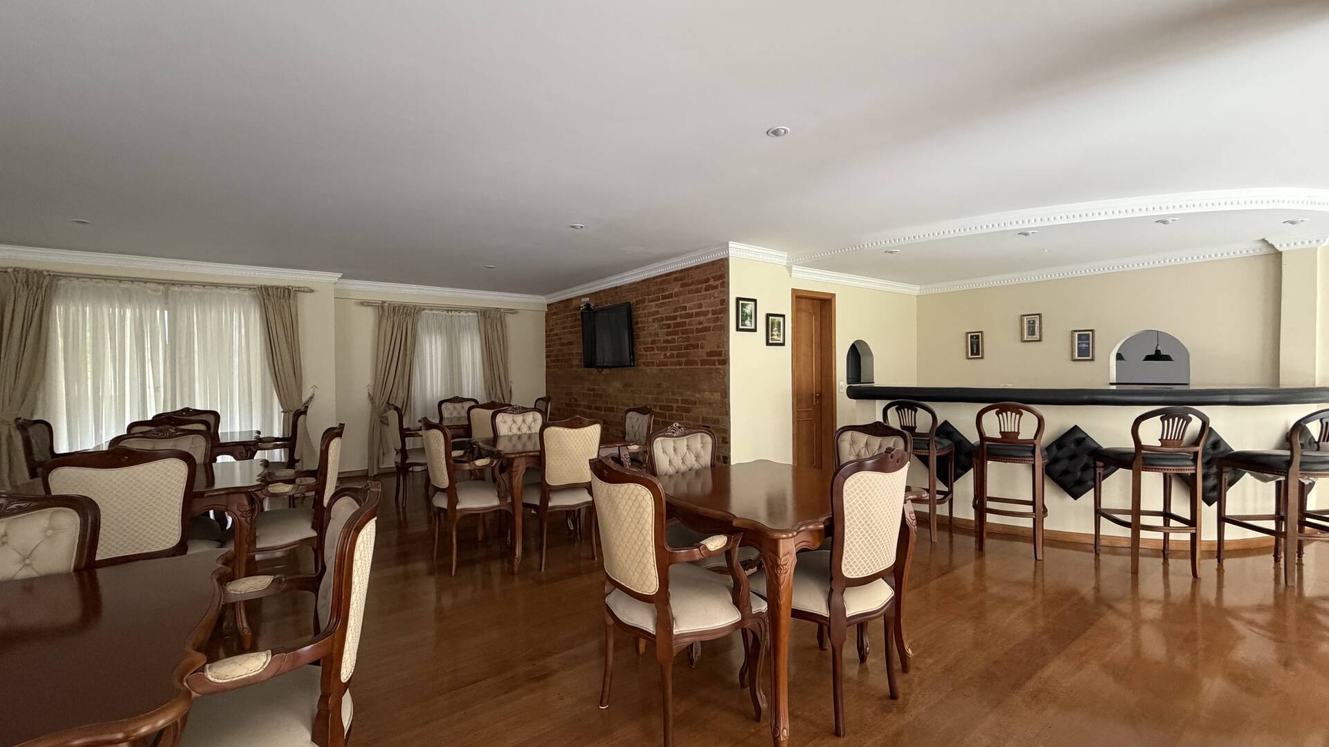 #13 - Apartamento para Venda em Campos do Jordão - SP