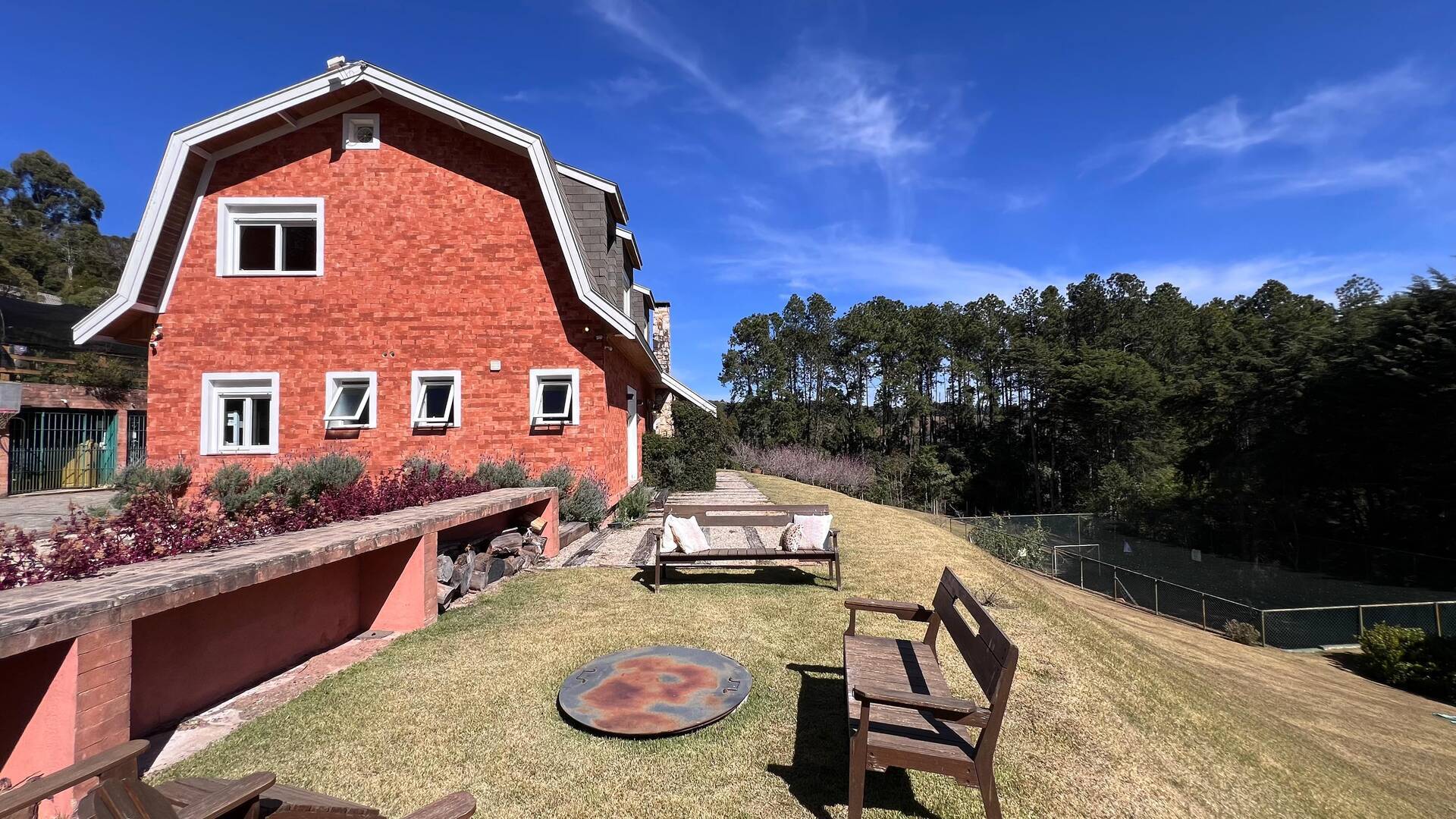 #20 - Casa em condomínio para Venda em Campos do Jordão - SP